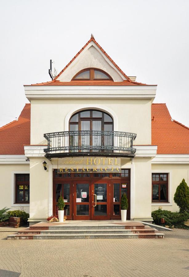 Hotel Palacyk Konin Konin  Exterior photo